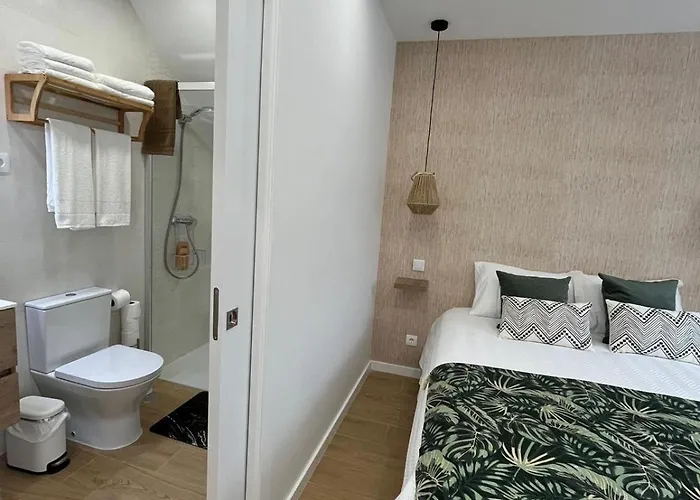 Casa Batel A 100m Da * נאזרה